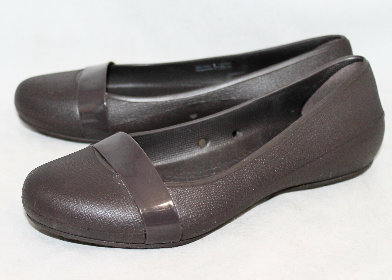 Crocs Bryn Ballet Flats Size 4 Brown Patent Comfortable Cute Shoes-image