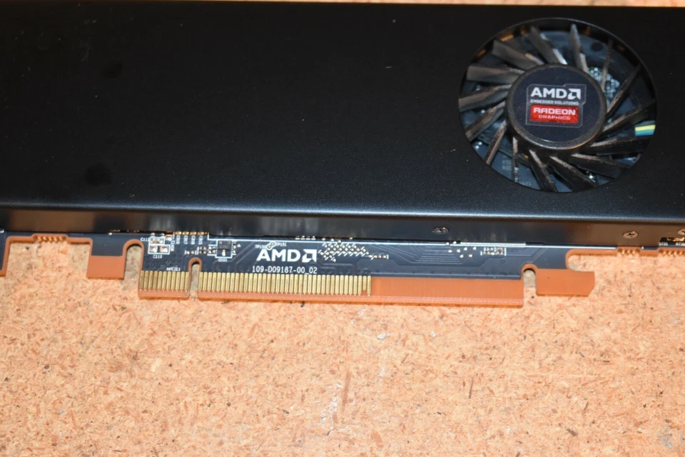Dell AMD Radeon E9173 PCIe 2 mDP+DP Graphics Card - Half Height Wyse 5070 0W6F74 - Image 3 of 4