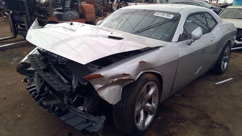 (LOCAL PICKUP ONLY) Driver Front Door Electric Windows Fits 11-14 CHALLENGER 674 - Image 3 of 4