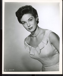 JOAN TAYLOR in 20 MILLIONS MILES to EARTH Original 1957 8 x 10 Glamour Still vv