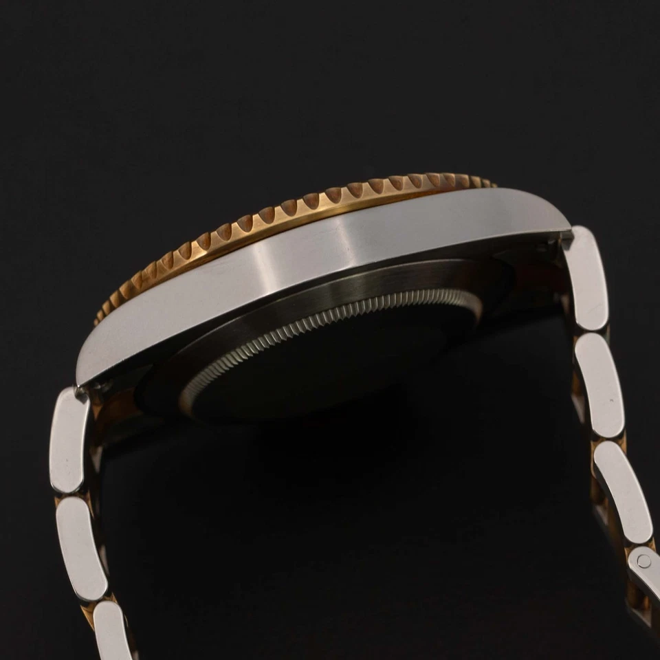 Reloj Rolex Submariner Date 116613LN esfera negra acero inoxidable y oro de 18 quilates Foto 4 de 4