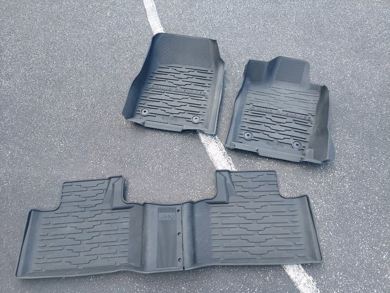 20162022 Jeep Grand Cherokee WK Rubber All Weather Slush Mat