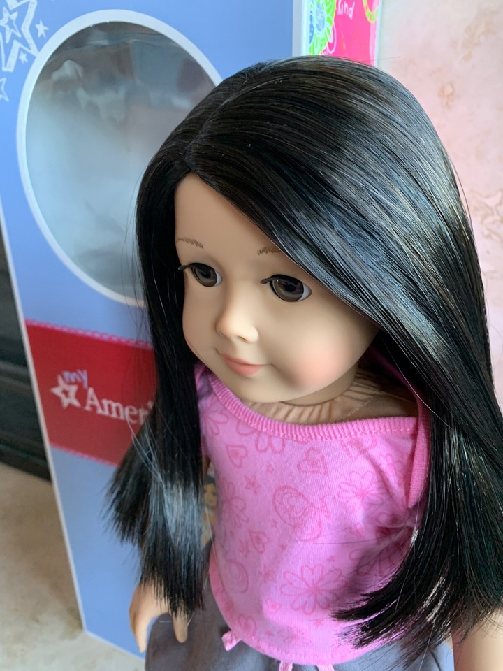 Retired American Girl Doll #25 Black-Brown hair, brown eyes light skin ...
