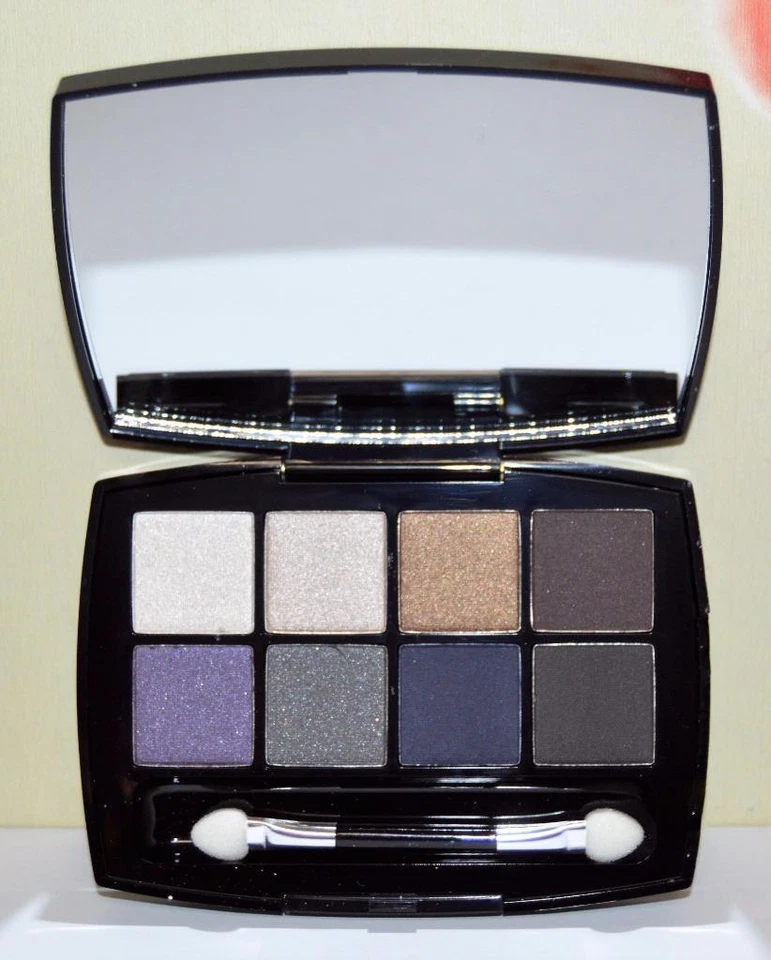 SKINN Smokey Treatment Eyeshadow Palette With 8 Colors FULL SIZE ~ BNIB - Image 2 of 4