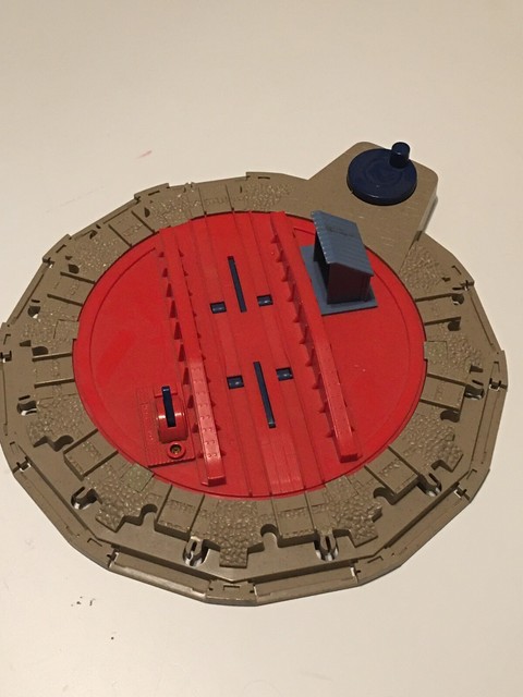 trackmaster turntable