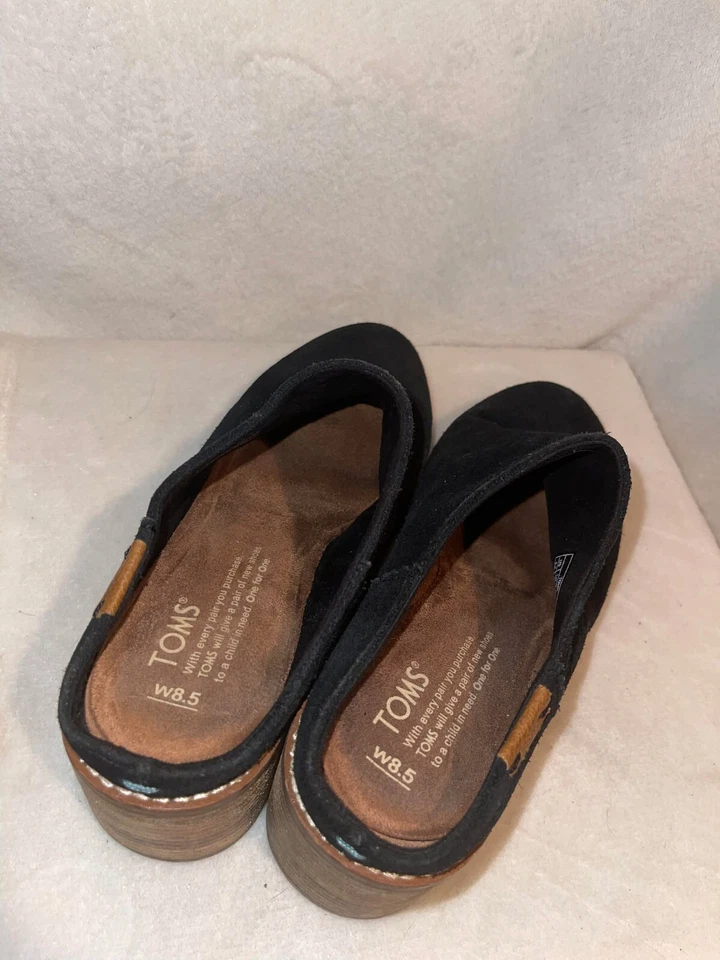 Zapatos sin cordones TOMS Leila negros de gamuza talla 8,5 elegantes elegantes elegantes y cómodos zueco Foto 2 de 4
