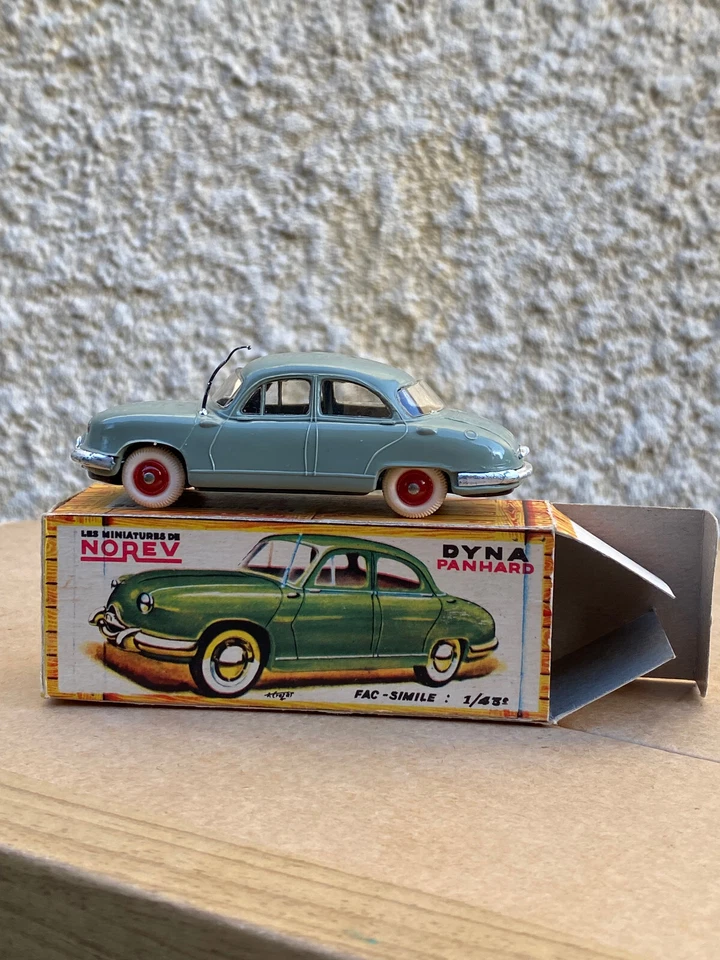 Norev & Dyna Panhard & Model 4 & 绿色微型汽车和玩具 — 第 4/4 张图片