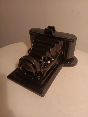 Ungewöhnliche schwarze Studio Potter Vintage Kamera Butter-/Käseschale Kuppel