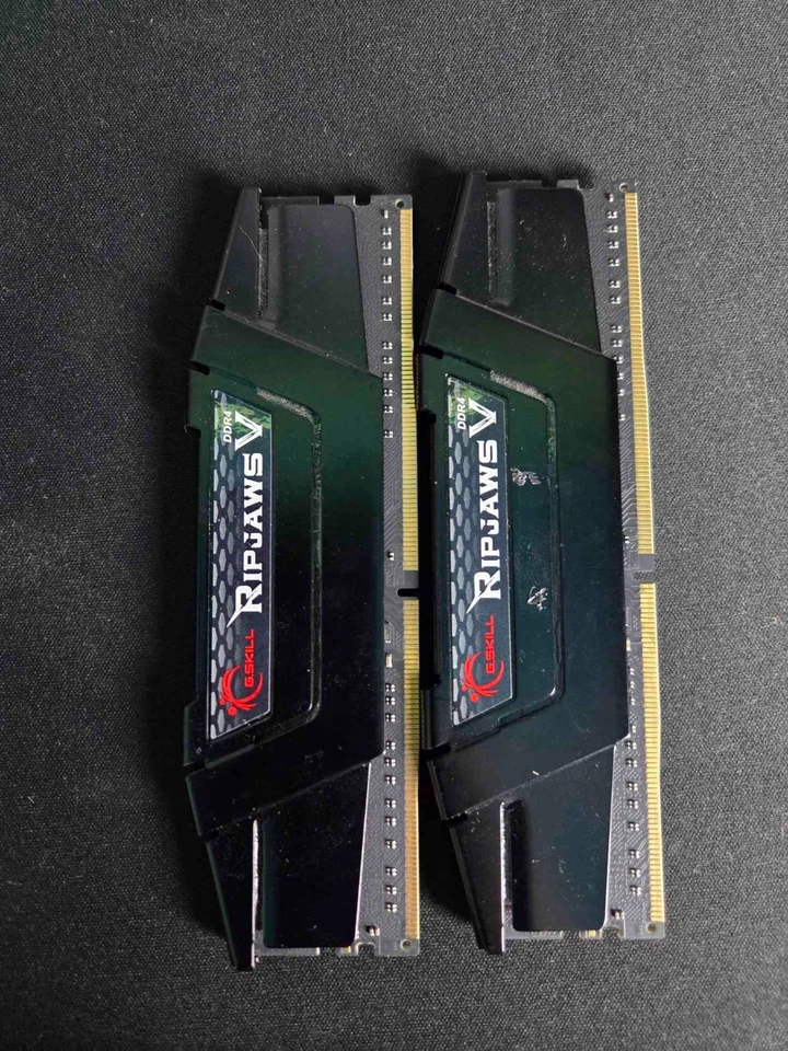 G. SKILL Ripjaws V 32GB (2 x 16GB) PC4-24000 (DDR4 3200) - Image 2 of 2