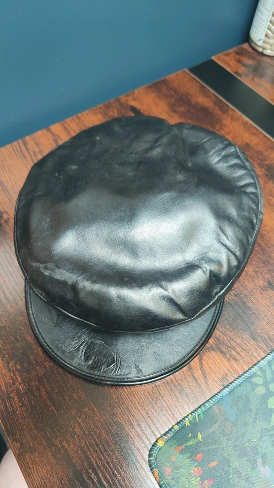 Casquette marin / gavroche en cuir noir vintage – Taille 55 de 1964 - Photo 2/4