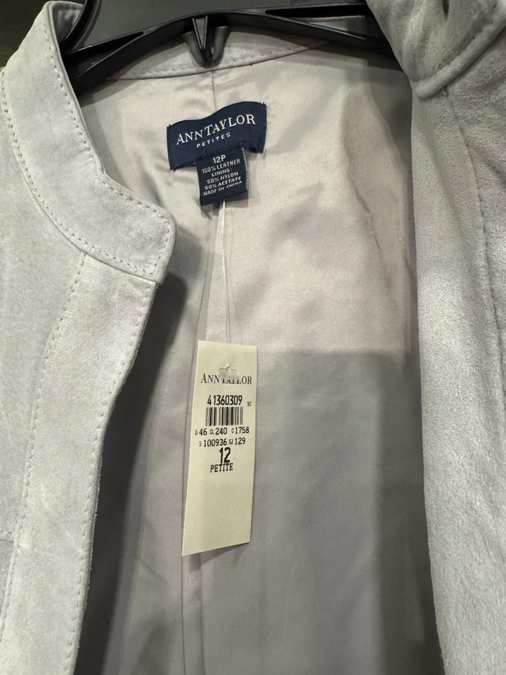 Nuevo con etiquetas - Chaqueta de cuero gamuza puntada 12p Ann Taylor Petites - Gris Nueva con etiquetas Foto 2 de 4