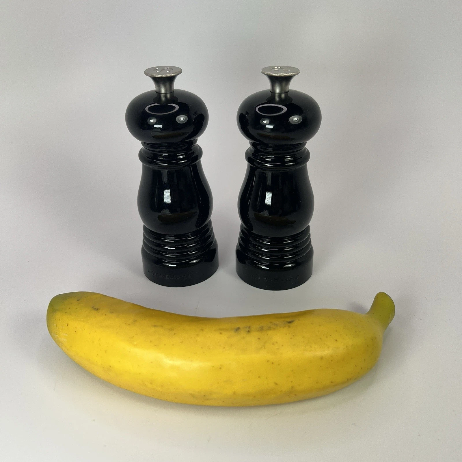 Le Creuset Black Salt & Pepper Mill Grinder Set 5" Petite Shakers