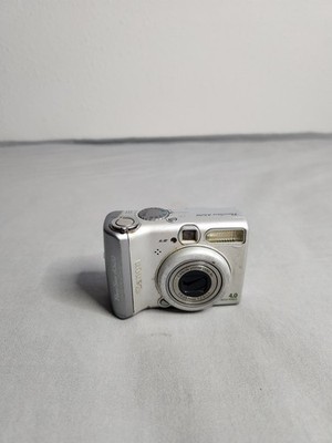 Canon PowerShot A520 4.0 MP Digital Camera Silver 4x Zoom
