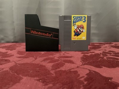 Super Mario Bros. 3 (Nintendo NES, 1990) - Bros. over the left hand