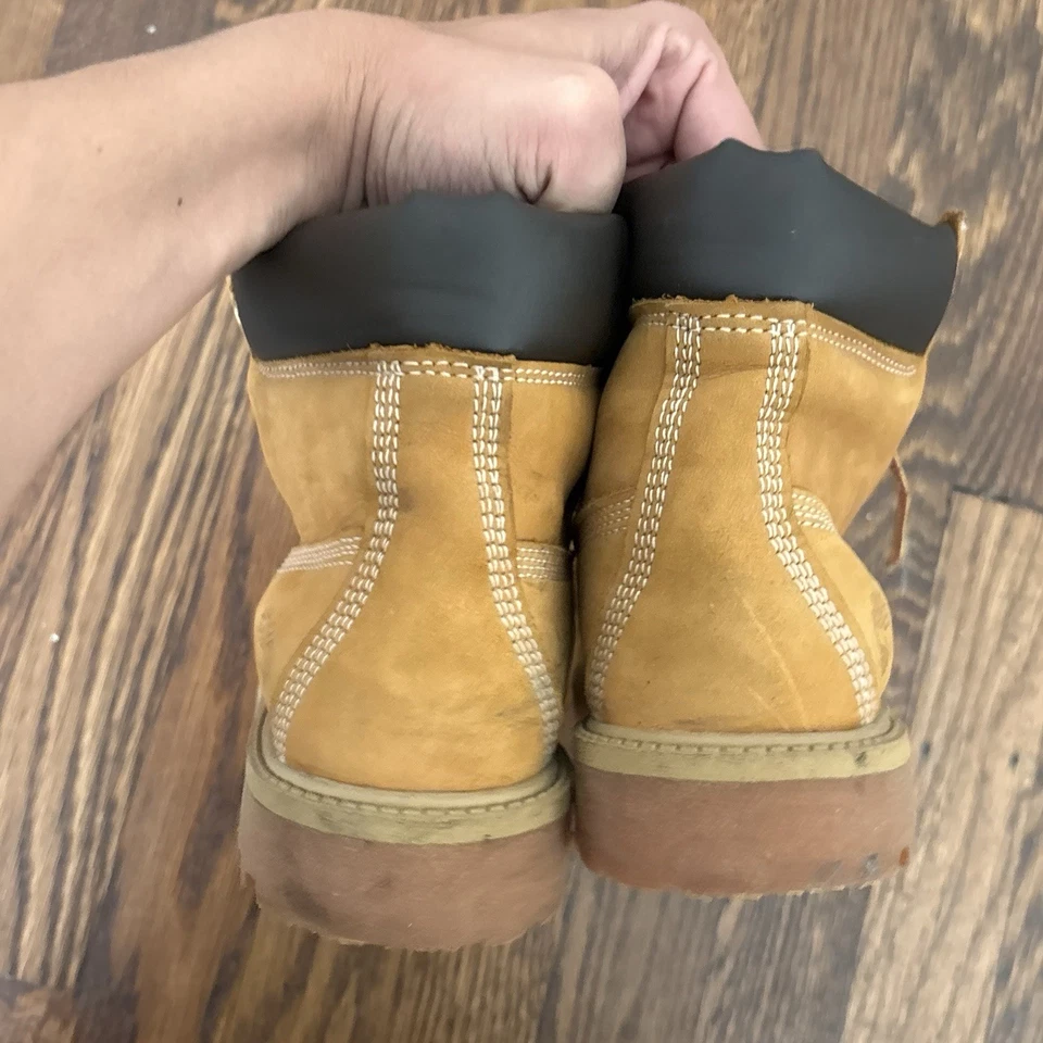 Timberland Men's 6 Inch Premium Waterproof Boots Wheat Nubuck Men’s, Size 5M - Image 3 of 4