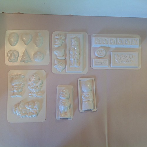 Vintage Rare 19Pc 1971 Willy Wonka Candy Factory Kit in Box Molds Toppings Bklt - Picture 5 of 20