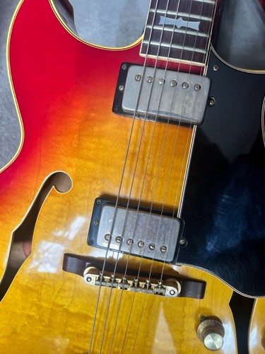 1967 Gibson Barney Kessel Custom Guitar - sunburst - excellent vibrant flaming  - Picture 2 of 9