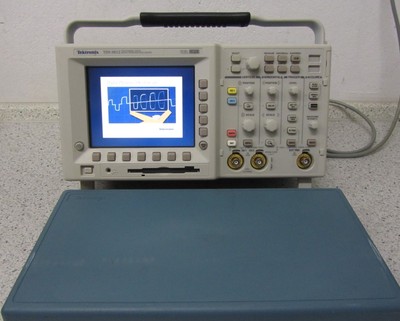 Tektronix TDS 3012 Digital Phosphor Oscilloscope 100MHz / 1,25GS/s / + Optionen
