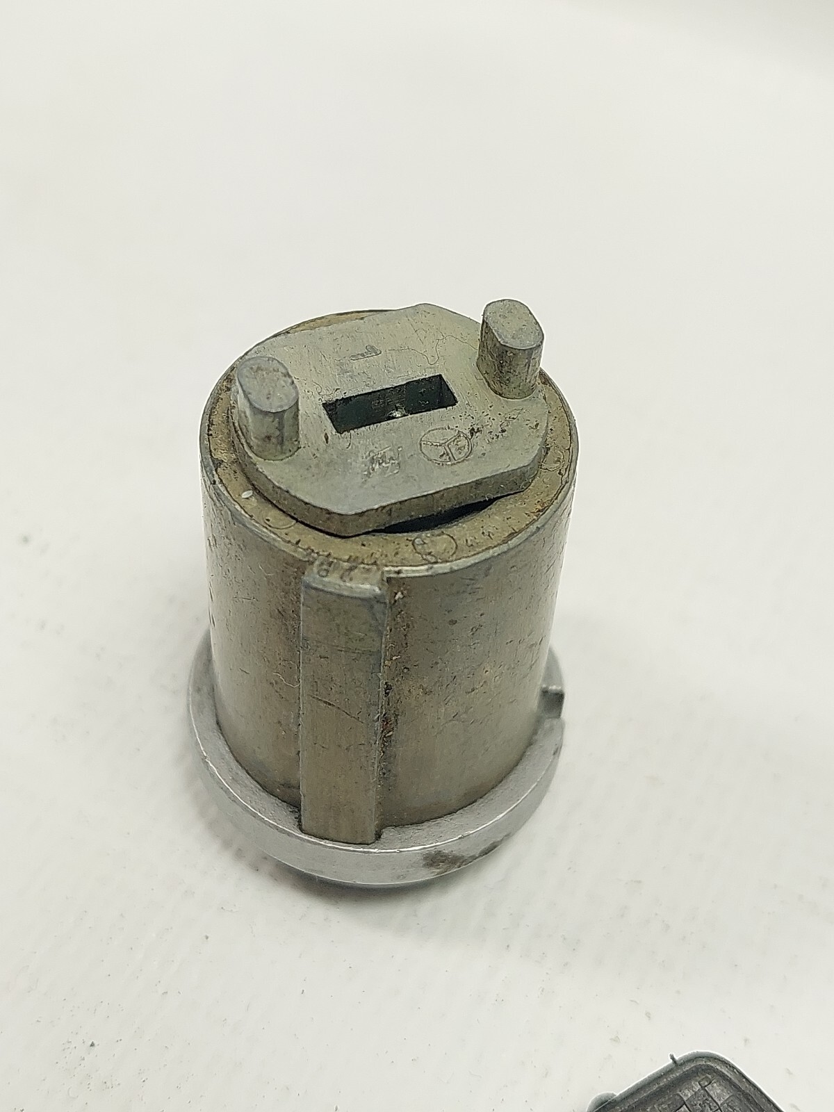 MERCEDES BENZ a 1164620279 Ignition Lock & Tumbler R107 W116 for 