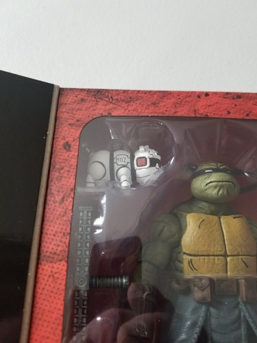 NECA TEENAGE MUTANT NINJA TURTLES THE LAST RONIN UNARMORED ACTION FIGURE BN - Picture 10 of 12