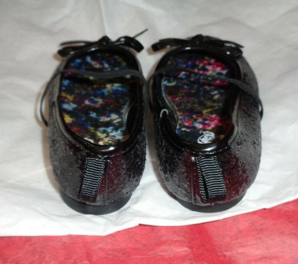 New non marking memory foam Faded Glory metallic black 7T girls dress shoes - Image 4 of 4