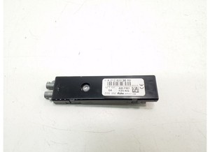 MERCEDES-BENZ CLS C218 Antennenverstärker  A2128203689 2.10 Diesel 20387689