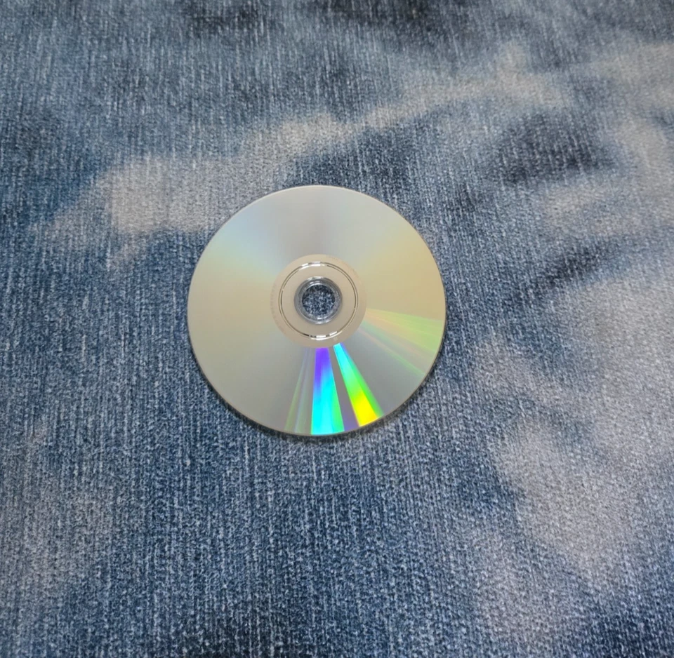 Sleepy Hollow - A Tim Burton Film (DVD, R, Released in 1999, Printed in 2006) - Image 4 of 4