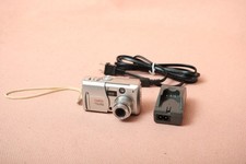 Olympus Camedia C-60 Zoom 6.1MP Digital Camera CCD Point and Shoot Camera