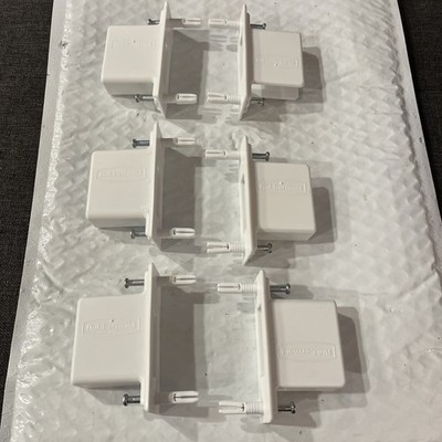 6 (Six) NEW Rubbermaid Fixed Mount Wall End Bracket  FG3D32LWWHT  3D32 Support