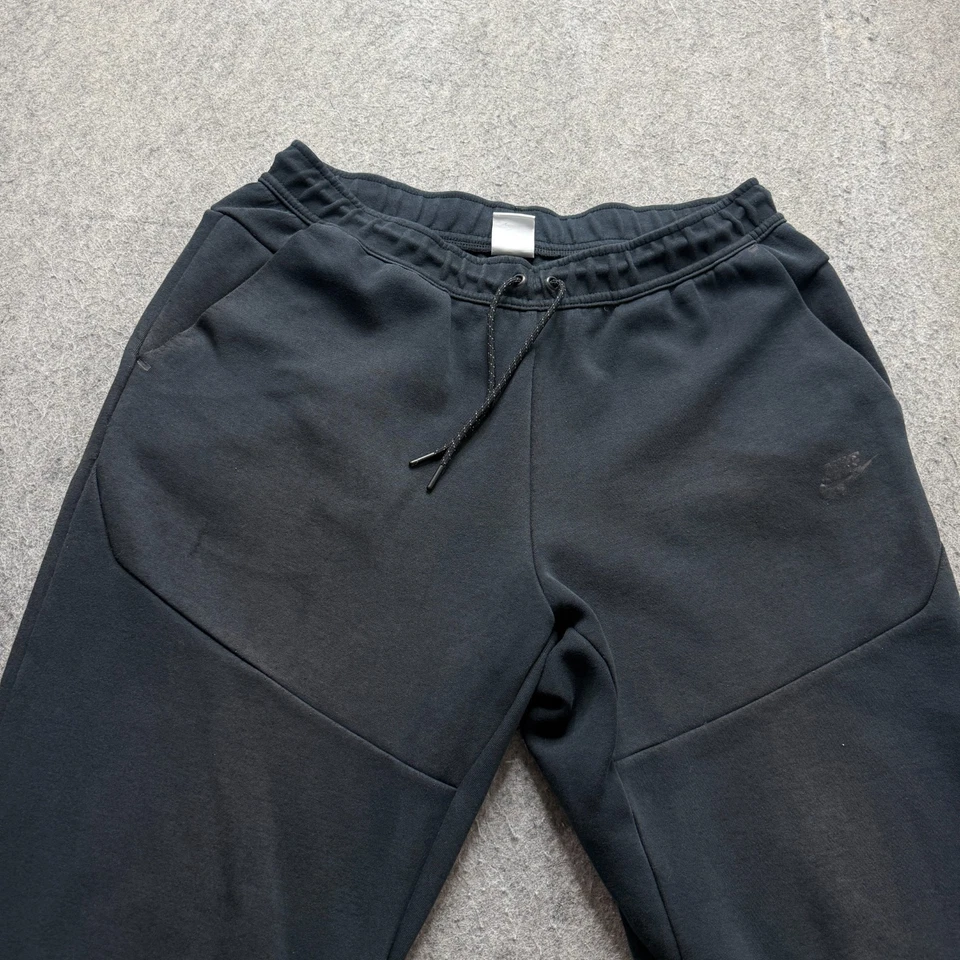 Pantalones de chándal Nike Sportswear Tech polar para hombre XL negros cónicos 28" calce ajustado b038 Foto 3 de 4