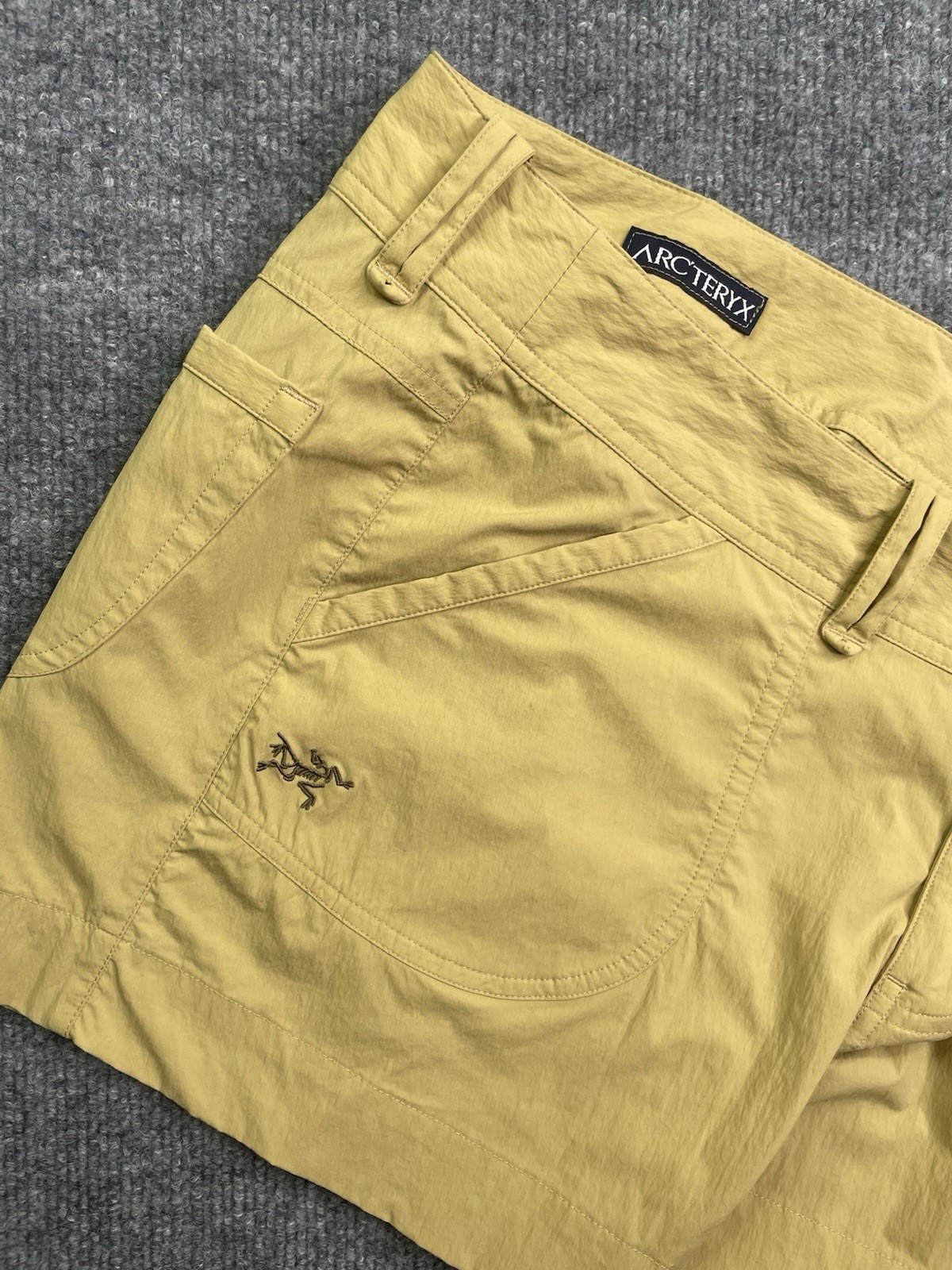 Arc'teryx pantaloncino donna 4 parapetti outdoor escursionismo leggero kaki