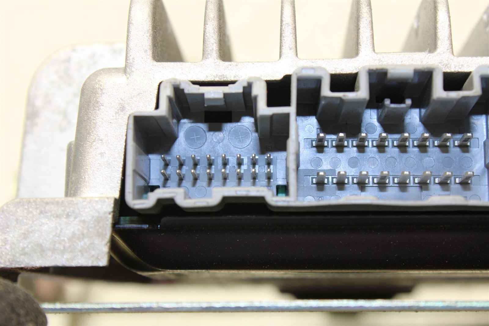 2013 Maserati GranTurismo Bose Stereo Amplifier 298116001 08-13