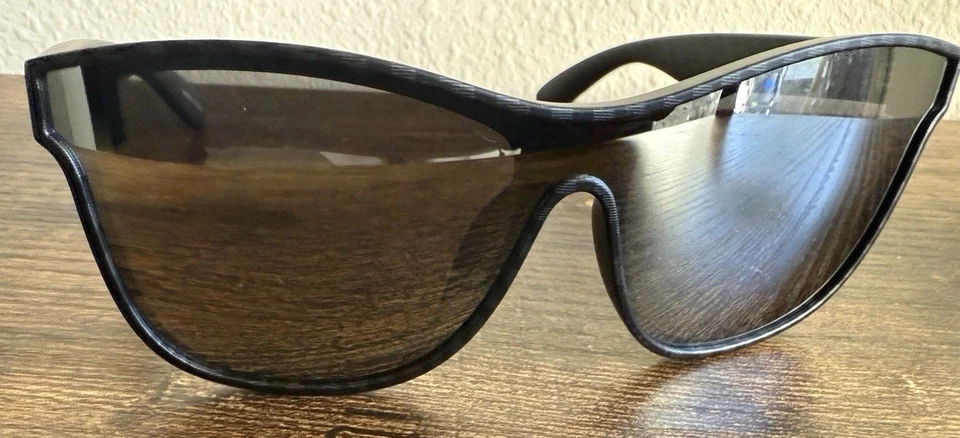 Invicta Mens Polarized Sunglasses Silver Mirror UV Protection Fishing Beach Sun - Image 2 of 4