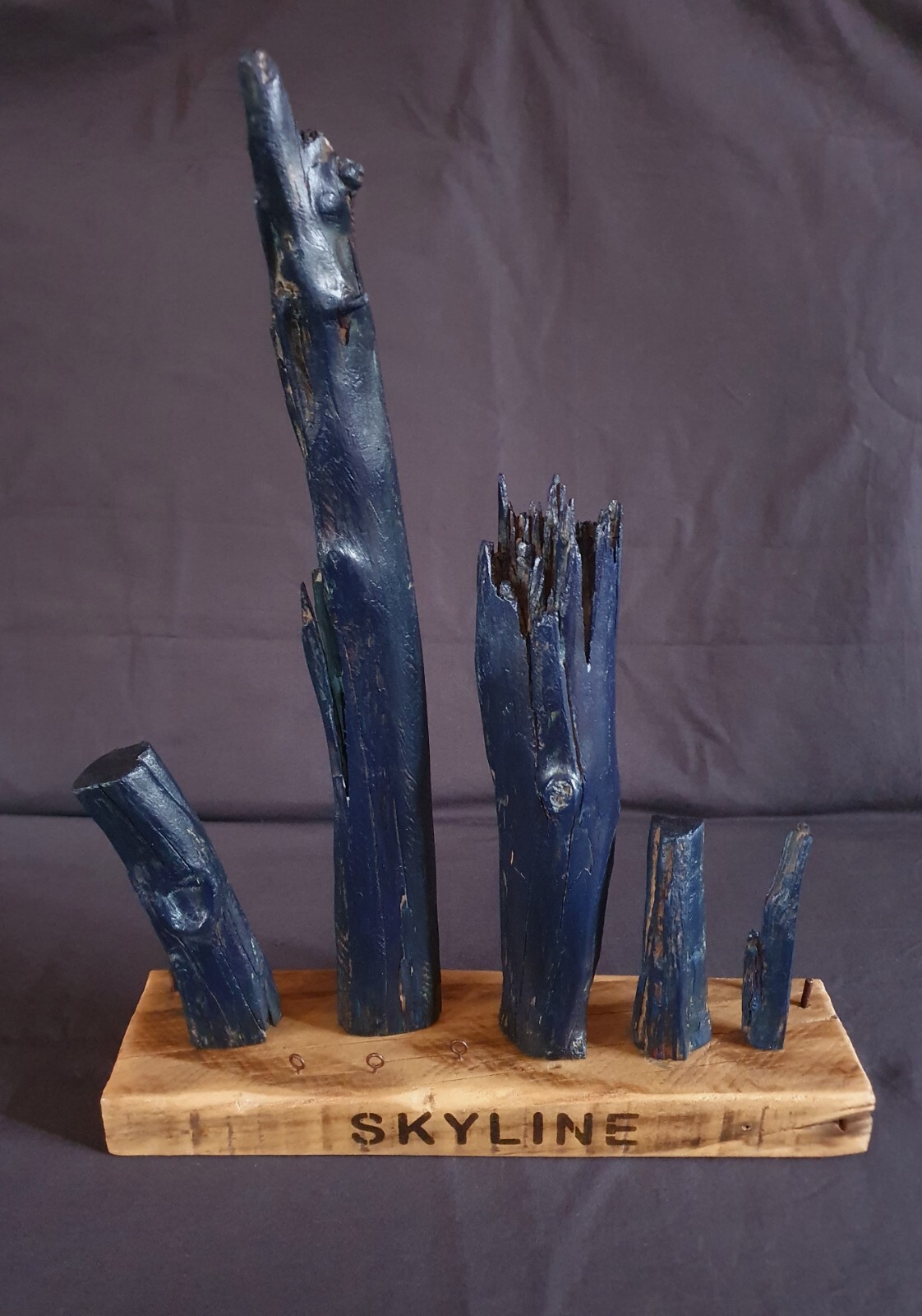 Sculpture Skyline en bois flotté, une création artisanale originale chargée de poésie