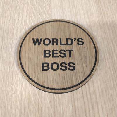 Lasergeschnittene Holzuntersetzer. The Office Worlds Best Boss Zitat