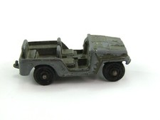 Vintage Tootsietoy Jeep Military Green Diecast Collectible Made in Chicago