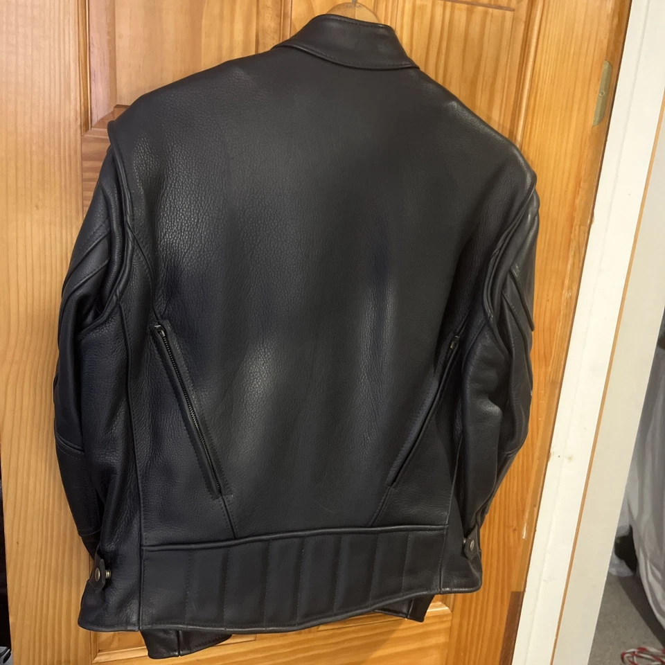 Fox Creek Leather Jacket 48 Motorcycle Coat - Image 4 of 4