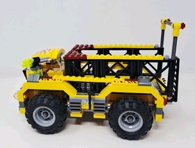 LEGO Dino 5885 Triceratops Trapper - 99% Complete - w Dinosaur + Minifigures