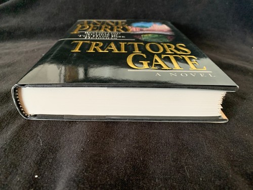Signed, 1st/1st! Traitors Gate by Anne Perry 1995 HCDJ Very good+ - Picture 6 of 13