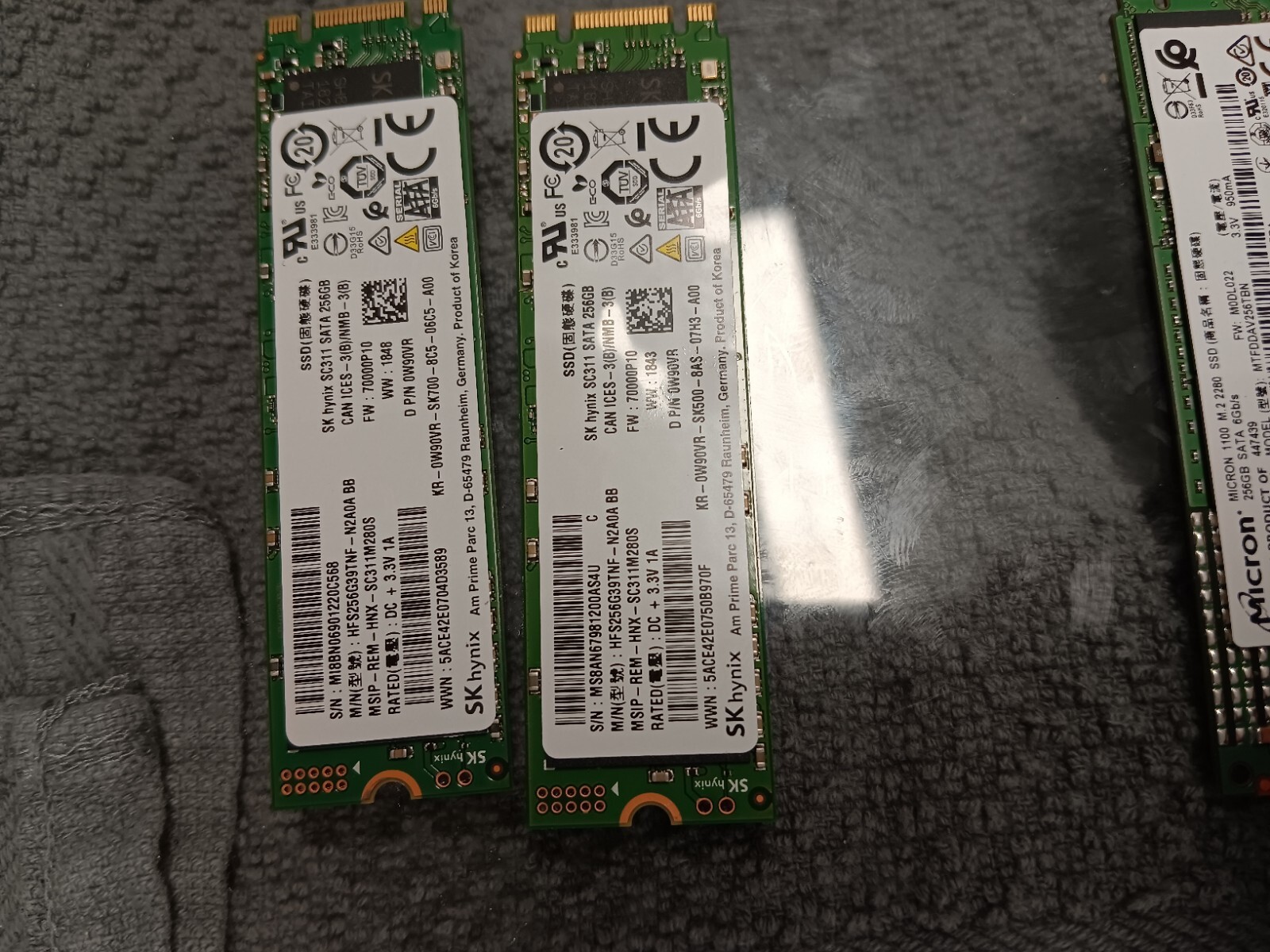 SK hynix HFM256GDJTNI-82A0A 256GB, NVME, M.2 Internal SSD 2 In The Lot ...