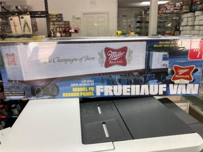 AMT 1234 Miller High Life Model FB Beaded Panel Frueghauf Van model kit