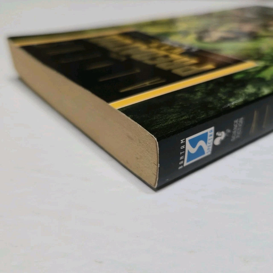 Aliens Vs. Predator War By S.D. Perry First Edition Paperback Dark Horse Bantam  - Image 4 of 4