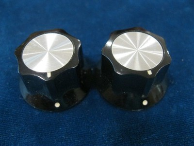 Two Vintage FENDER Coronado BC Rich Rickenbacker Guitar + Bass Guitar KNOBS