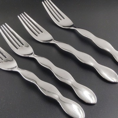 Vintage Sasaki PEA POD  (4) Salad Forks Glossy Stainless Flatware Discontinued
