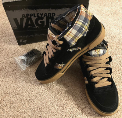 Vintage Globe CCS Skateboard Shoes - APPLEYARD Vagrant Mid Black/Gum Men's 10.0