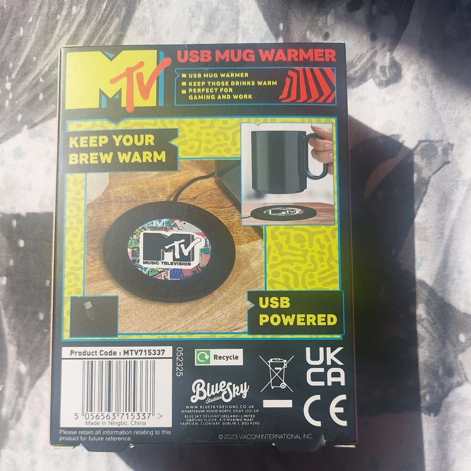 MTV USB Mug Warmer Vinyl Record Drink Plug In Mat Round Black Retro Style Music - Image 2 of 4