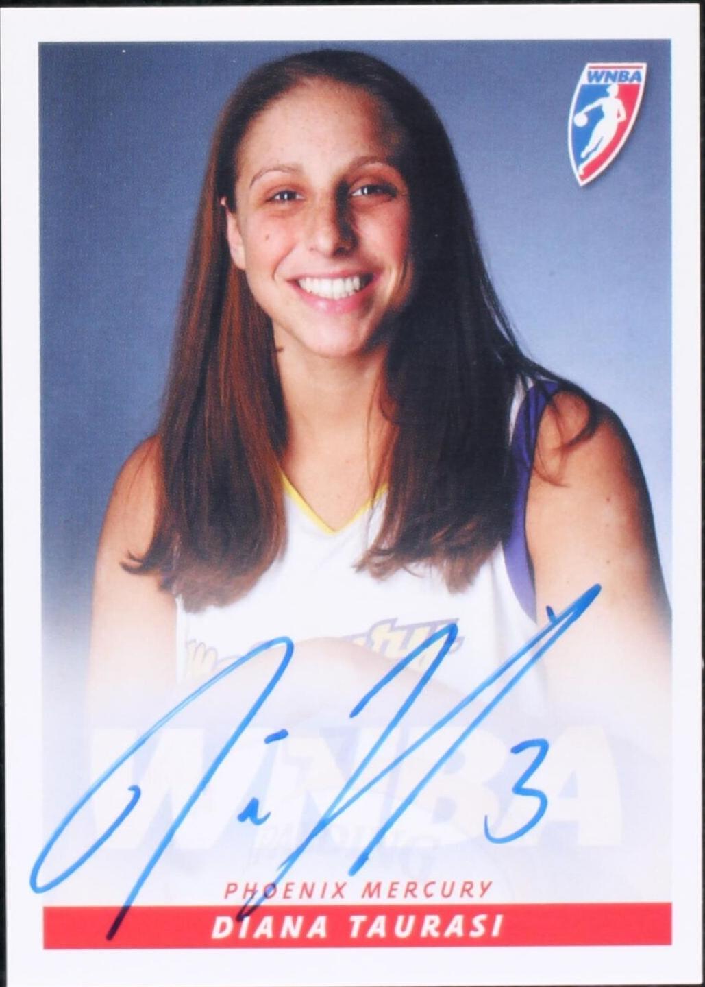 2005 Rittenhouse WNBA Autographs Diana Taurasi Portrait AU For Sale 2005-rittenhouse-wnba-autographs-diana-taurasi-portrait-au-for-sale