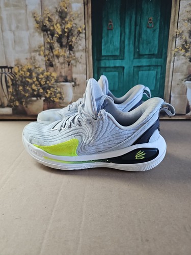 Under Armour Curry 12 Anti-Gravity Mens Basketball 3027645-100 Sz 6 Y