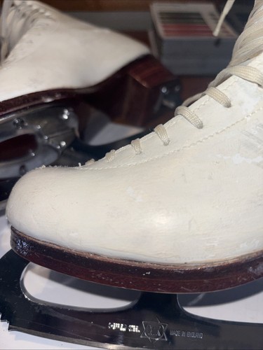 Super Teri White Ice Skates Size 4 1/2 AAA 50 MK Sheffield Steel Prof Blades - Picture 3 of 17