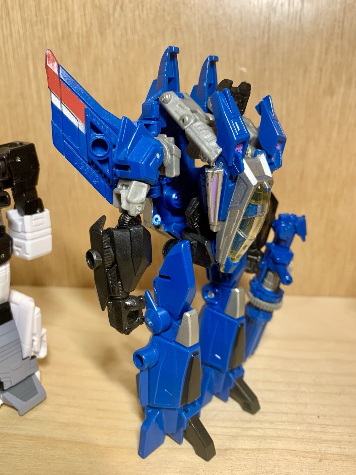 Transformers Incomplete Lot Of (3) Deluxe Thundercracker~Studio Barricade~Jazz